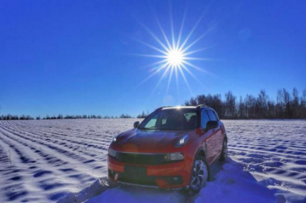 What Exactly Are The Differences Between Crystal Coating And Clear Car Wrap, And Which One Is Better?